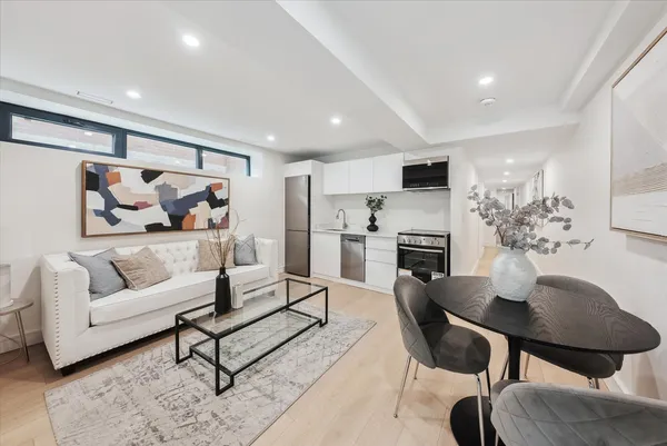 Primary ensuite vanity with double sinks